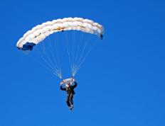 纳达尔赛事官方爆冷新规引发争议，TL焦点大讨论！