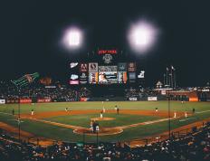 内马尔在日本队比赛中重返赛场，重返赛场引发热议！比赛高潮迭起